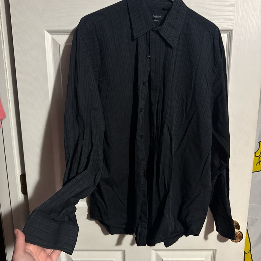 Van Heusen Men's Black Subtle-Stripe Dress Shirt